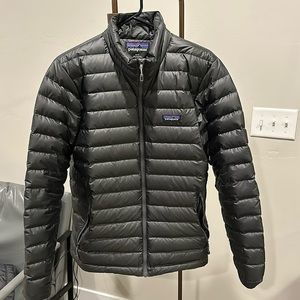 Patagonia mens downsweater jacket